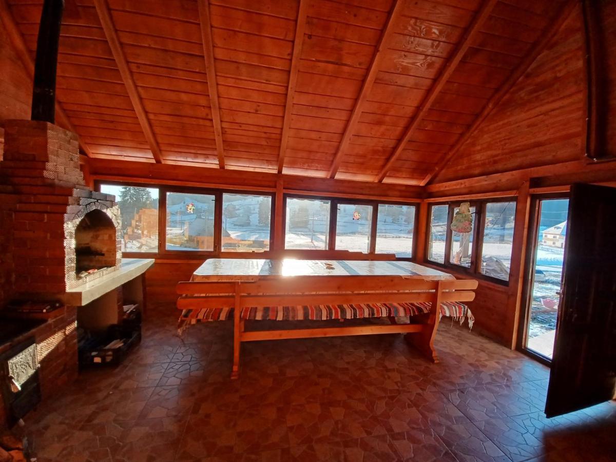 Cabana Cret Ocoale Exteriér fotografie
